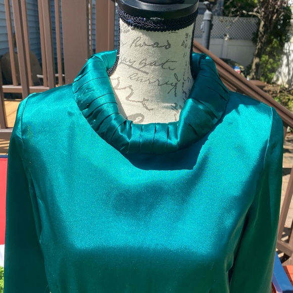 Dress - Picture 6 of 11